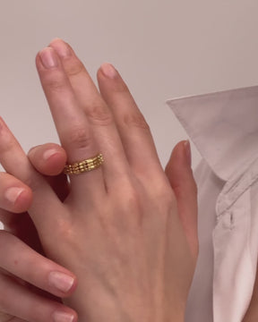 video-anello-in-argento-infinity-world-placcato-oro-giallo